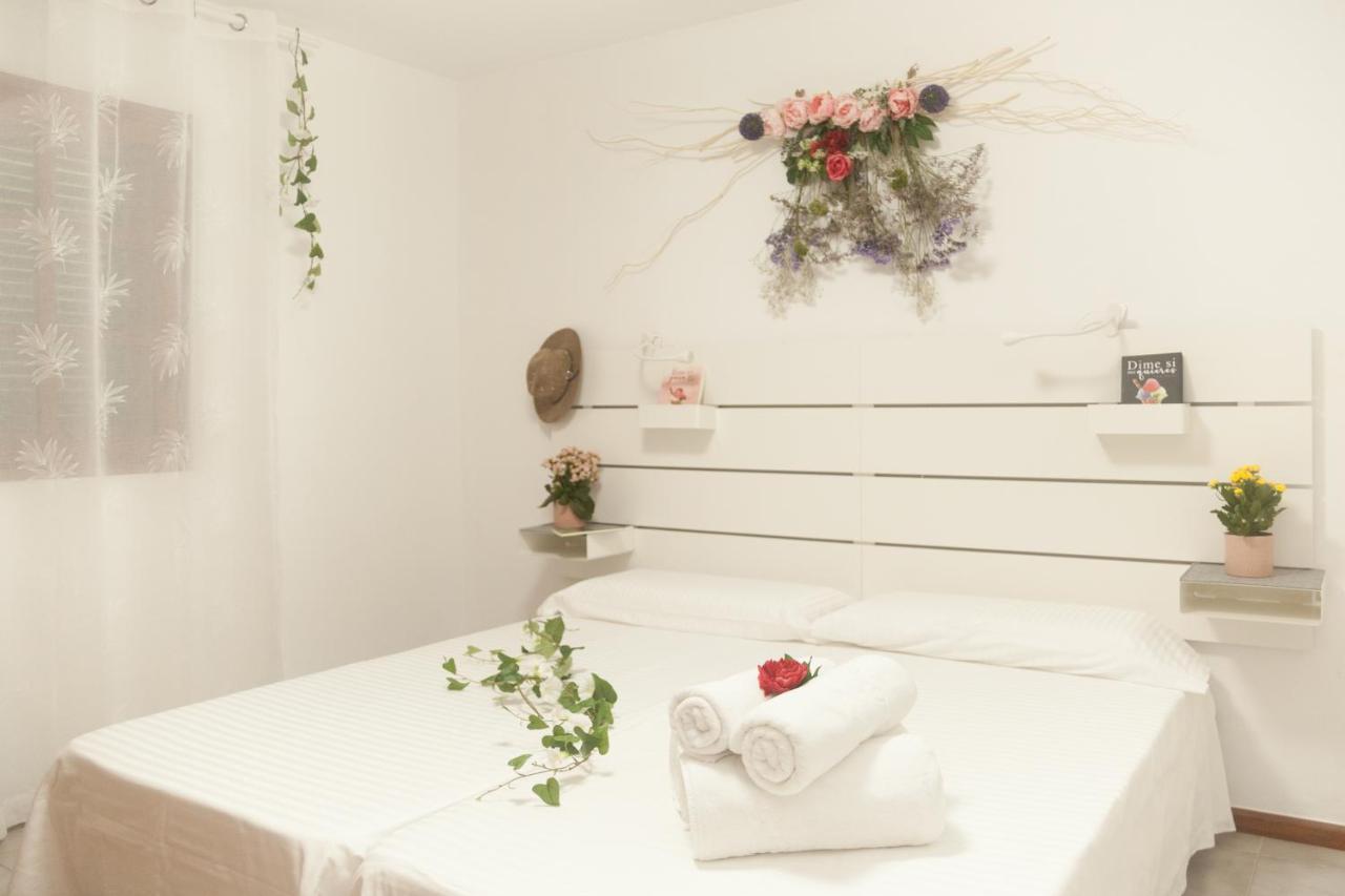 Apartamentos Thaisay ติอาส ภายนอก รูปภาพ