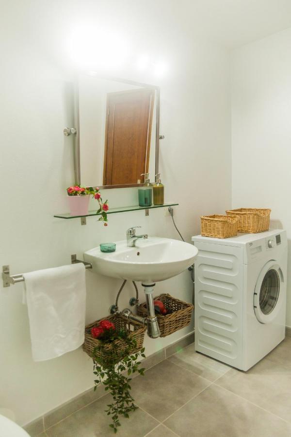 Apartamentos Thaisay ติอาส ภายนอก รูปภาพ